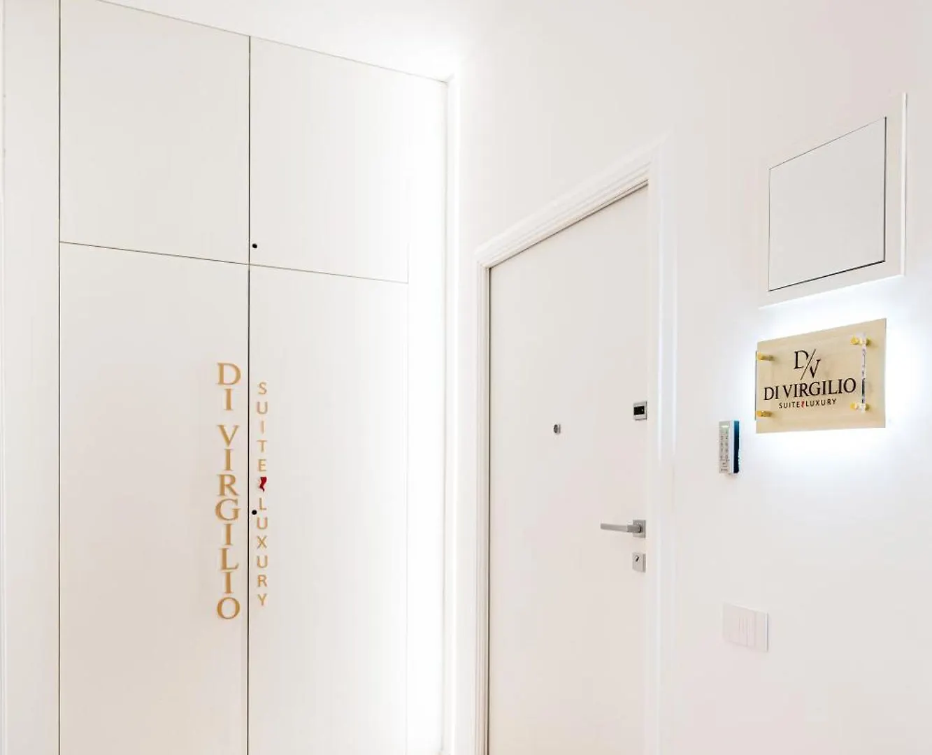 Di Virgilio Suite Luxury 那不勒斯 住宿加早餐酒店