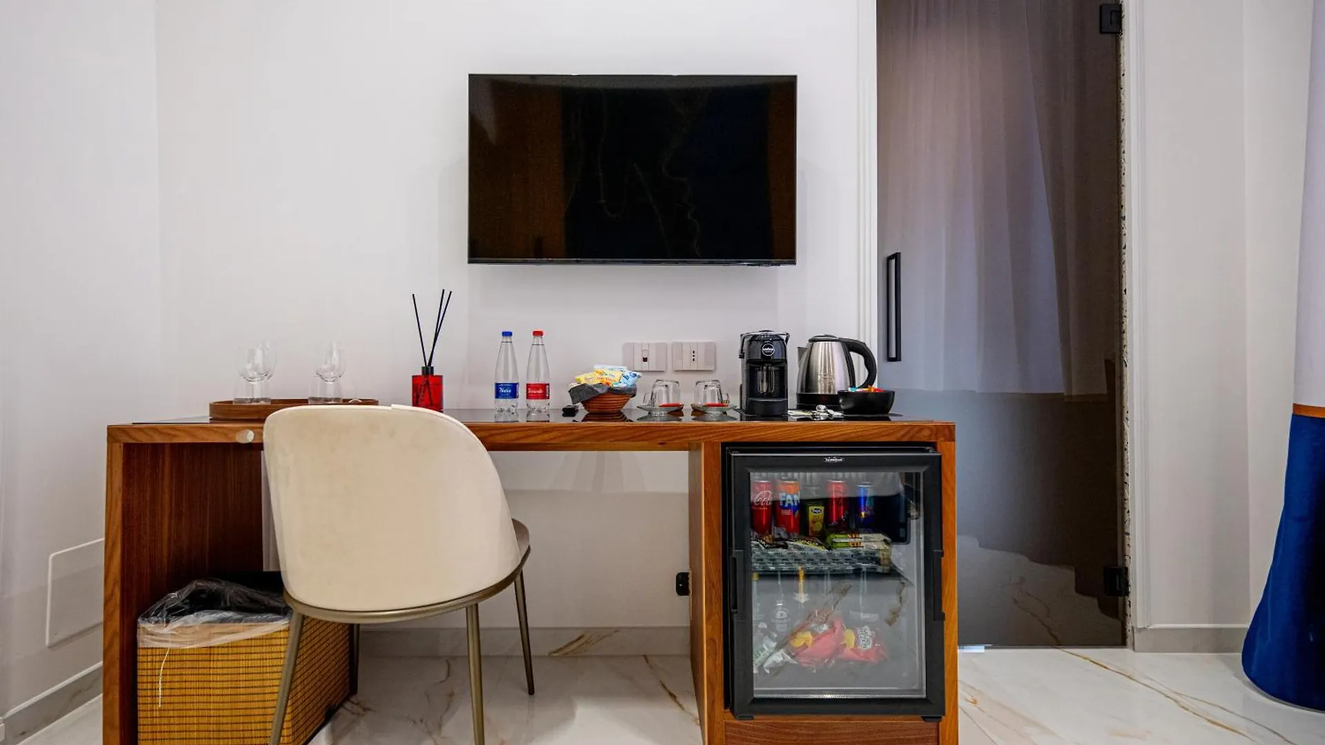 Di Virgilio Suite Luxury Naples 0*,  Italy